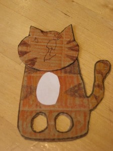 Simple tiger finger puppet craft