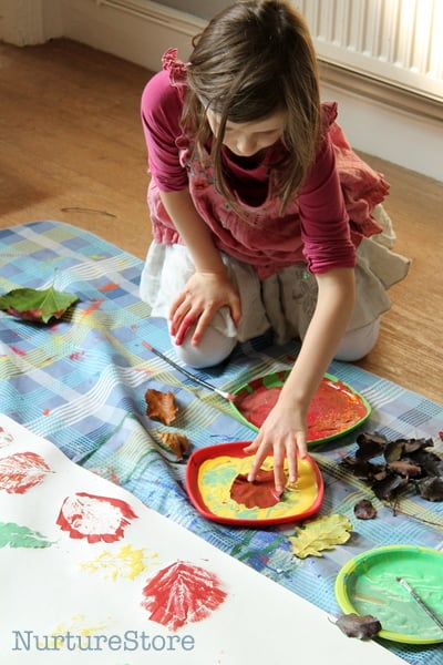 Autumn leaf prints, Art with children outdoors