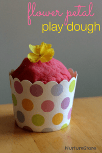 spring-play-dough-with-flowers