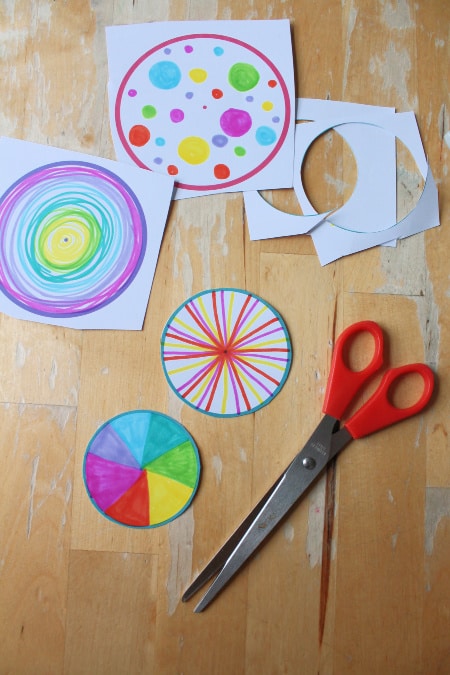 Homemade Spin Art For Toddlers – Lesson Plans